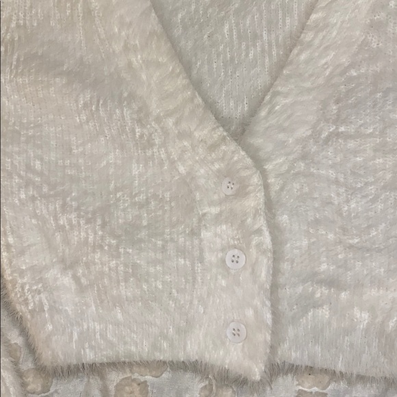 Soft Cropped Sweater - Picture 2 of 4